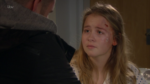 Emmerdale fans praise emotional Aaron Dingle & Liv Flaherty scenes