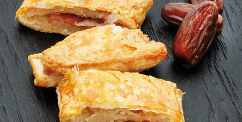 Dish, Food, Cuisine, Ingredient, Baked goods, Dessert, Produce, Puff pastry, Cuban pastry, Pastry, Dish, Food, Cuisine, Ingredient, Baked goods, Dessert, Produce, Puff pastry, Cuban pastry, Pastry,