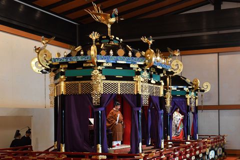 enthronement ceremony of emperor naruhito in japan