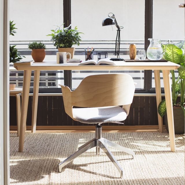 Featured image of post Home Office Chairs Without Wheels