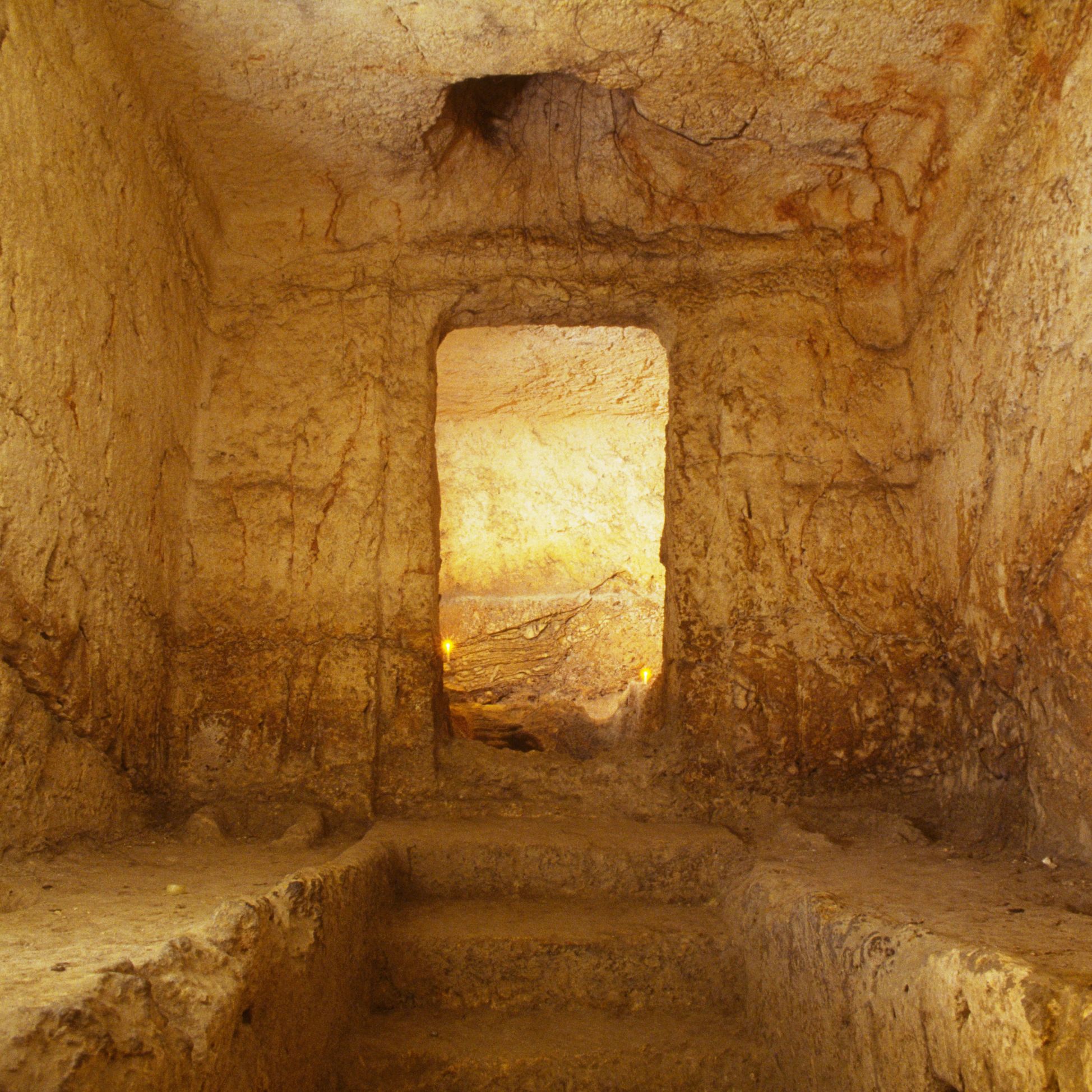 Archaeologists Found a 5,000-Year-Old Tomb That May Be a Gateway to a Prehistoric Kingdom