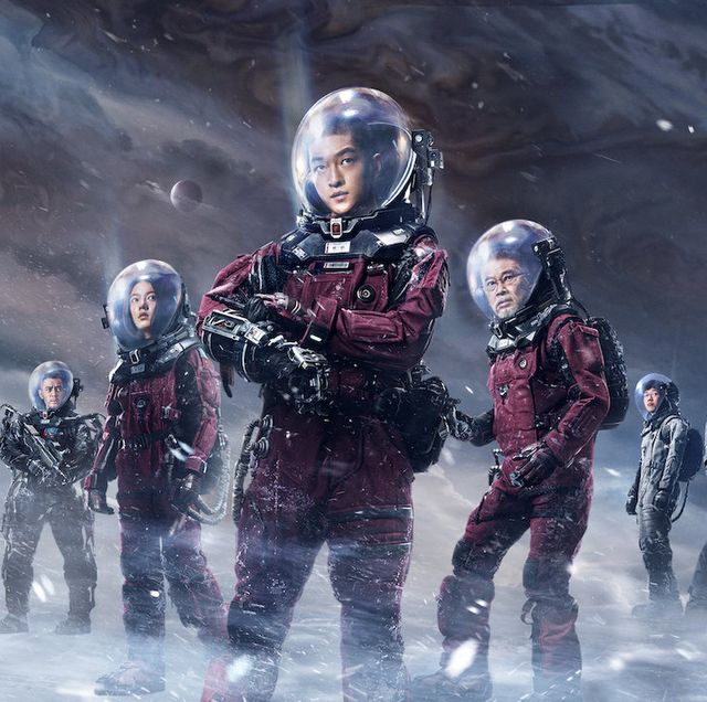 End of the World Movies - The Wandering Earth