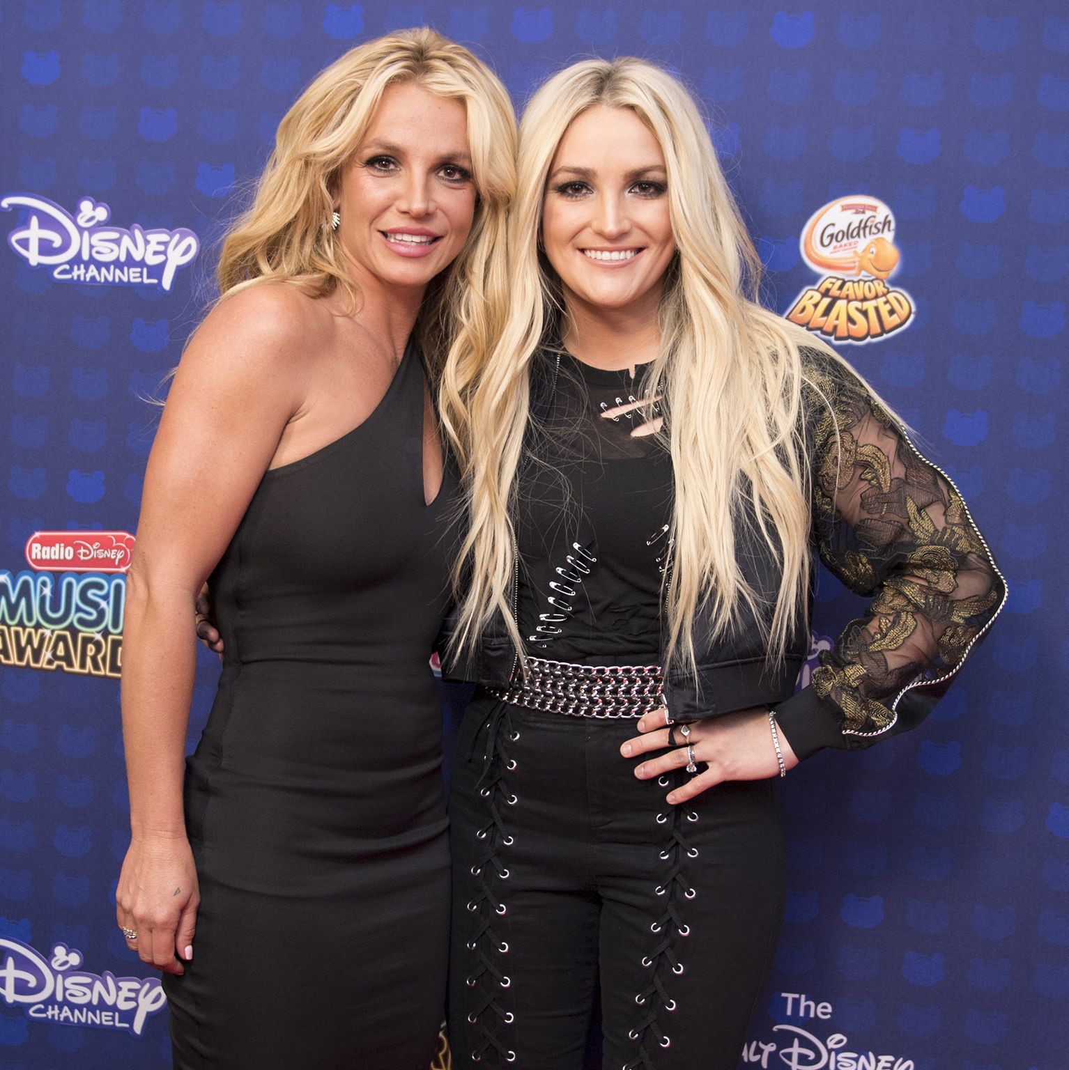 Britney Spears Just Unfollowed Her Sister Jamie Lynn Spears on Instagram