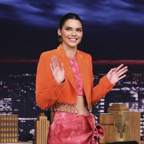 Kendall Jenner Ate a Croc Rubber Shoe on 'The Tonight Show Starring ...