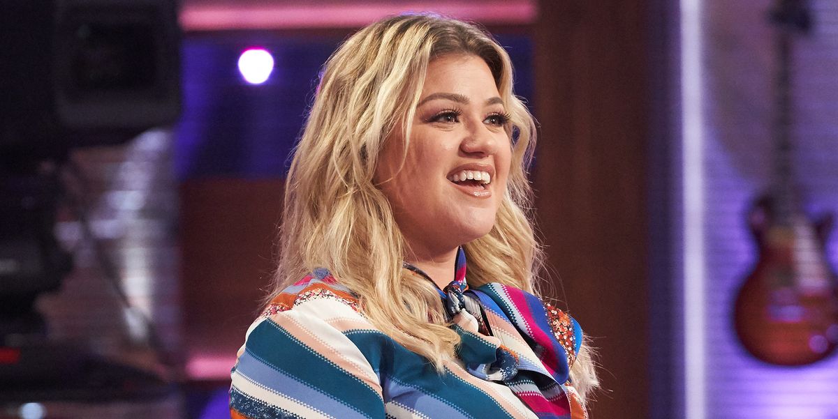 Kelly Clarkson Replaces Simon Cowell On America's Got Talent 