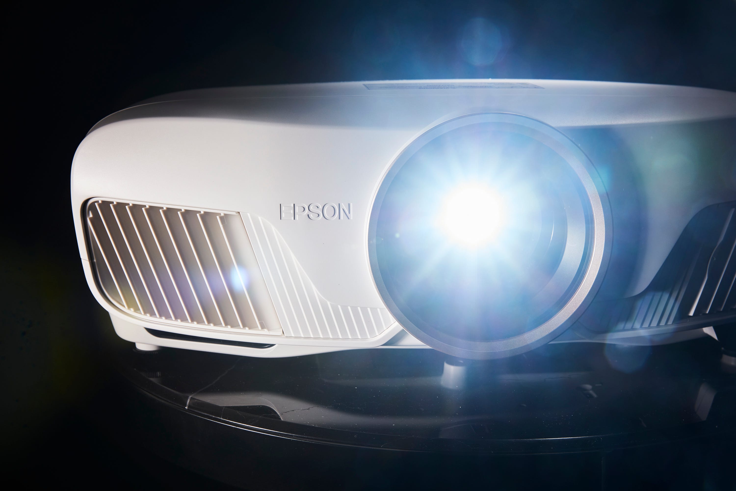 Get a Cinematic Experience from Your Sofa with These Projectors For Home Theater