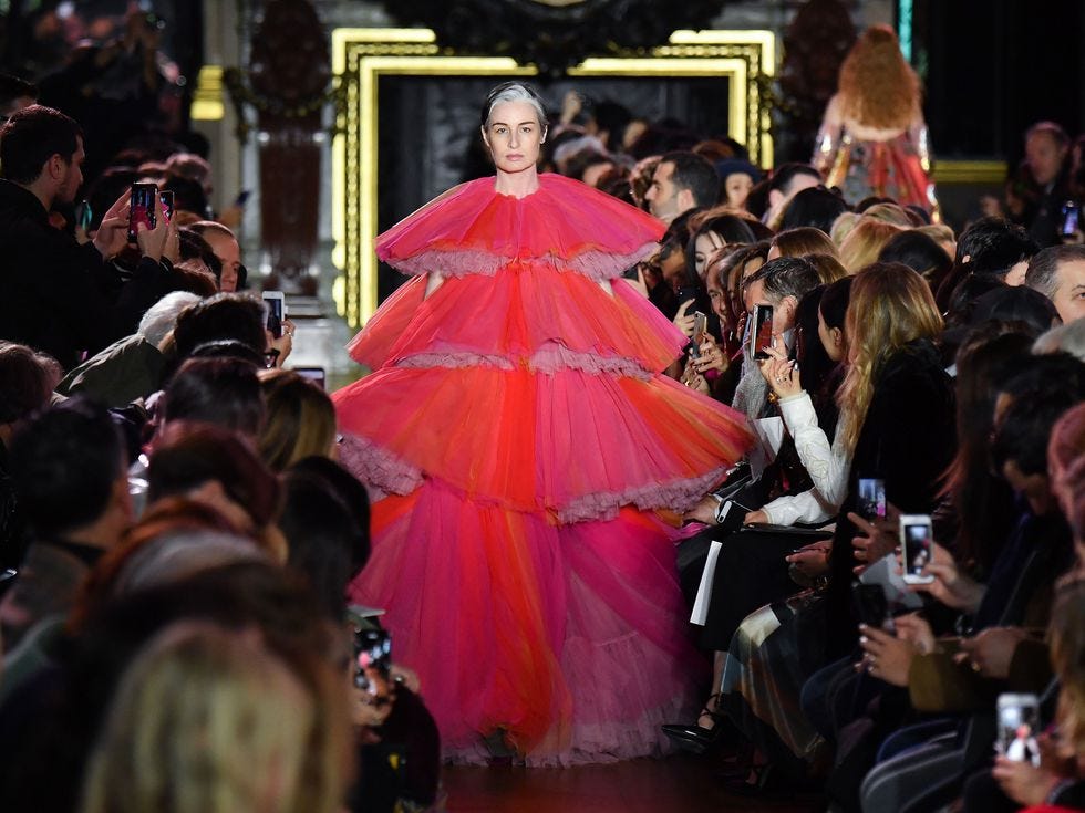 Erin O'Connor just walked the catwalk whilst heavily pregnant