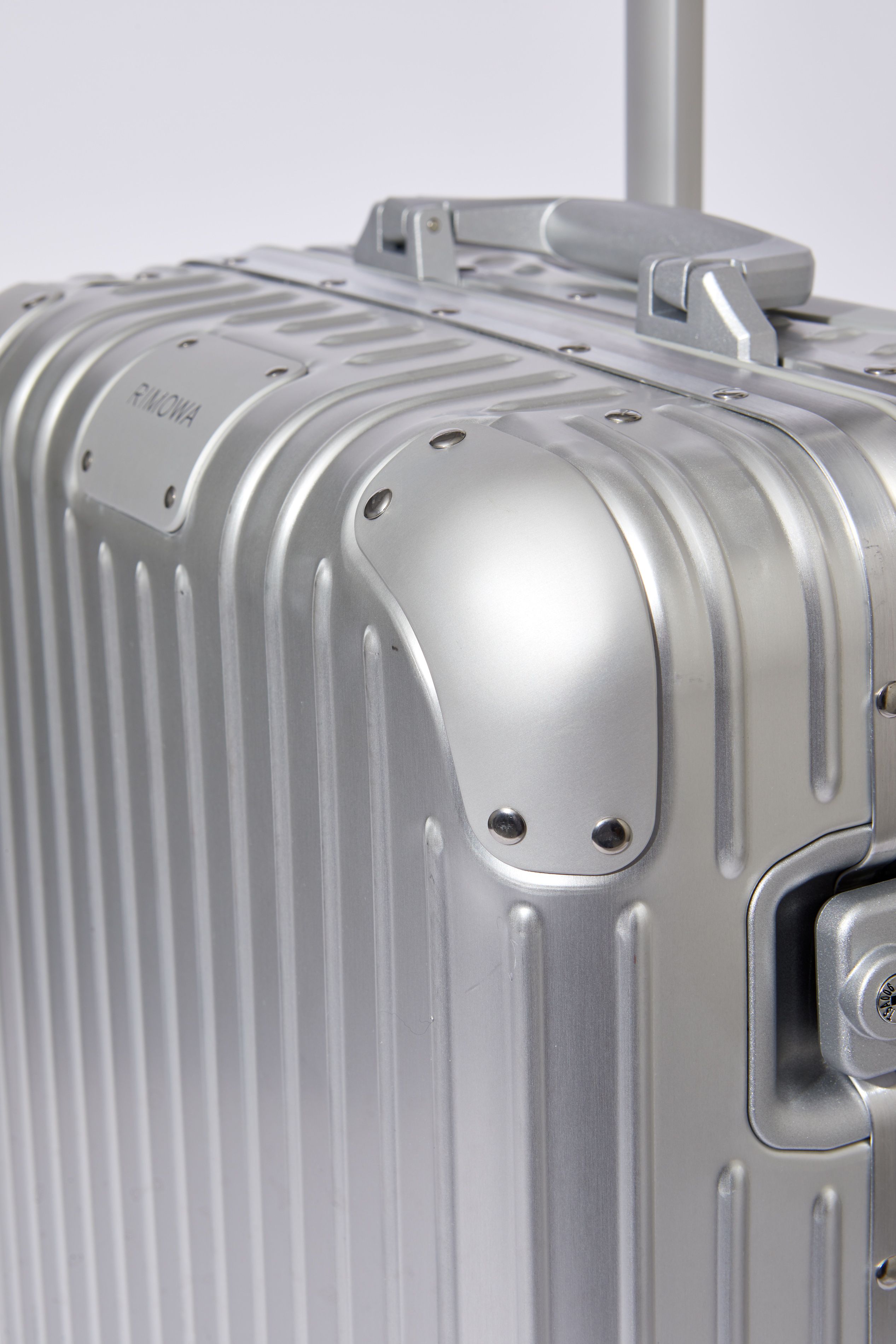 さらに値下げ！ RIMOWA/リモワ＞｜旅と出張の心強い相棒、タフで高品質