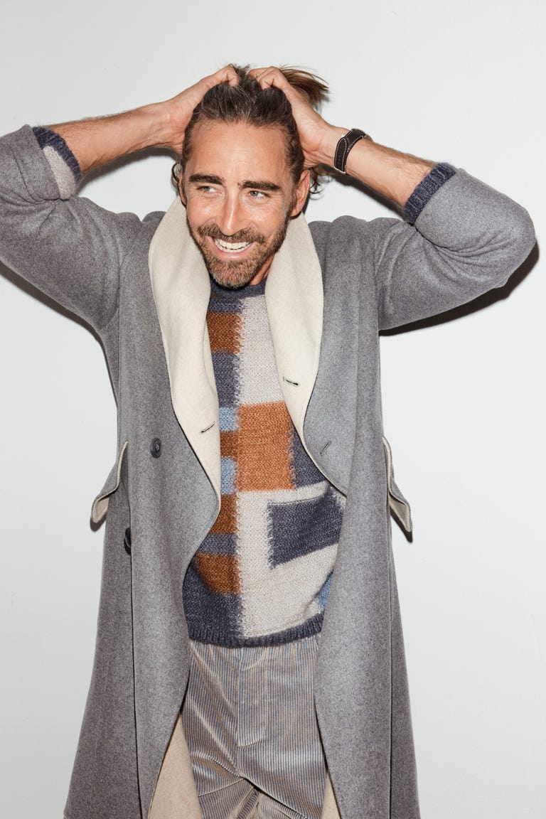esq100121fashionleepace-003-1632419473.jpg