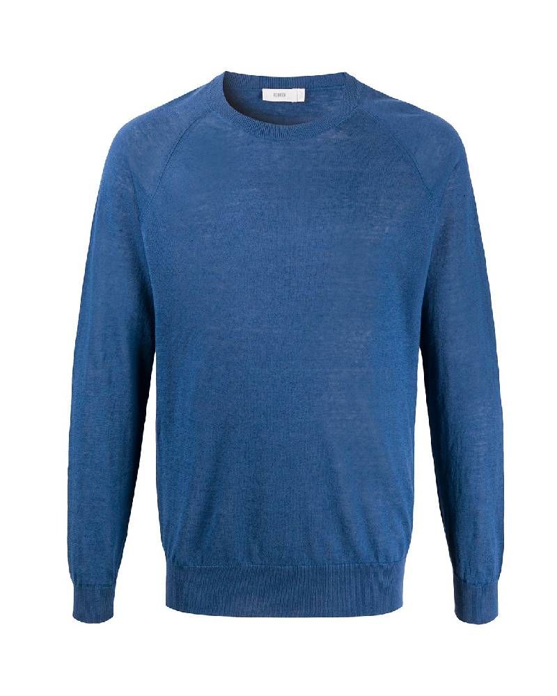 Voor eens en altijd opgelost: zo draag je een pullover Voor eens en altijd opgelost: zo draag je een pullover