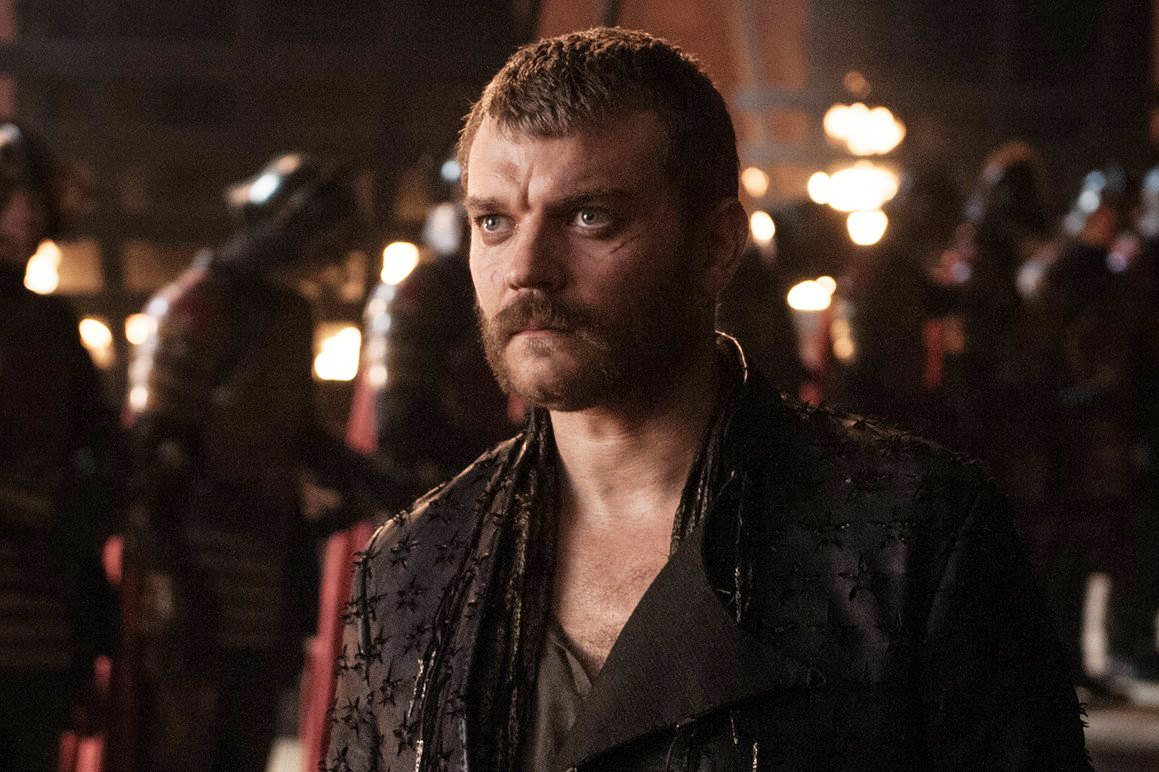 Euron Greyjoy's New Game of Thrones Look Is Ridiculous