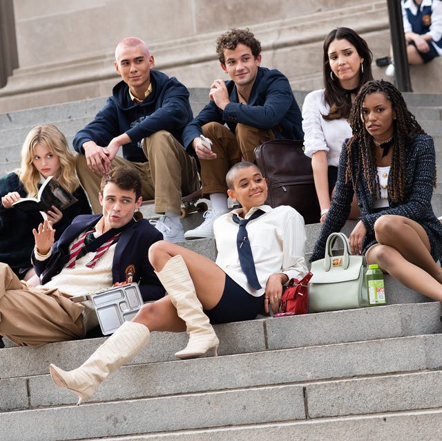 Here Are The Best Gossip Girl Reboot Looks From The Set