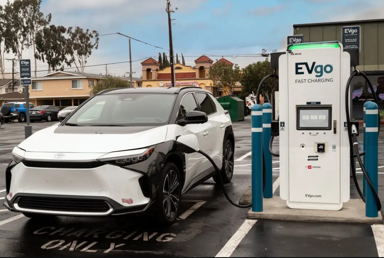 EVgo Teams Up with This Automaker on DCFC Stations in California