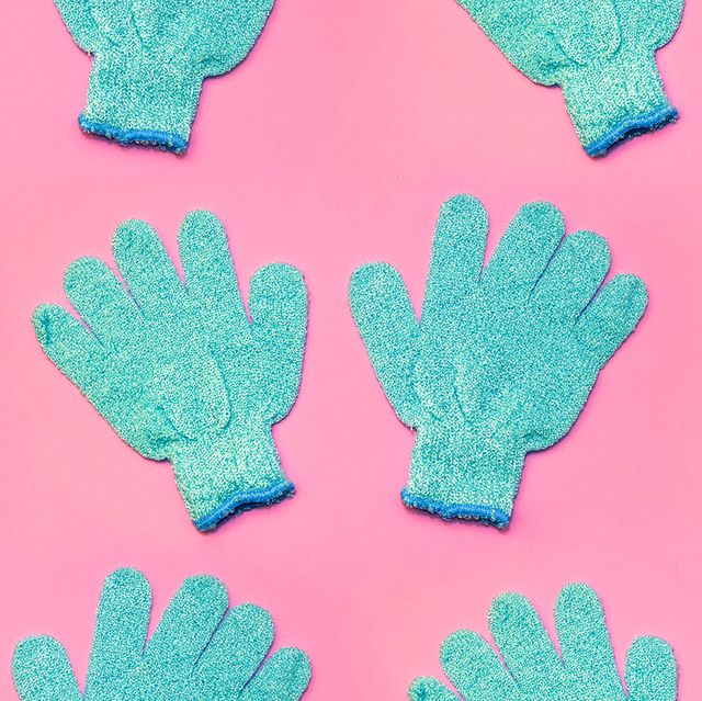 blue exfoliating gloves