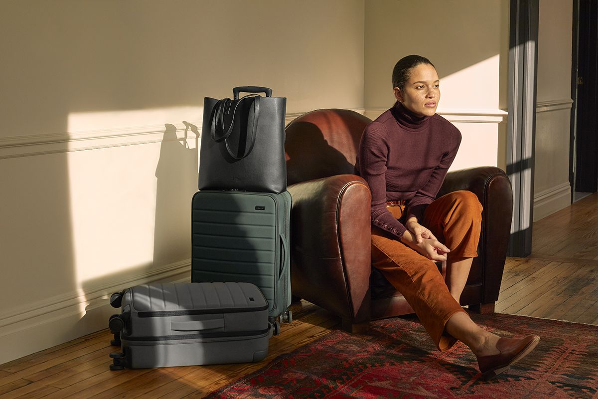 away expandable luggage