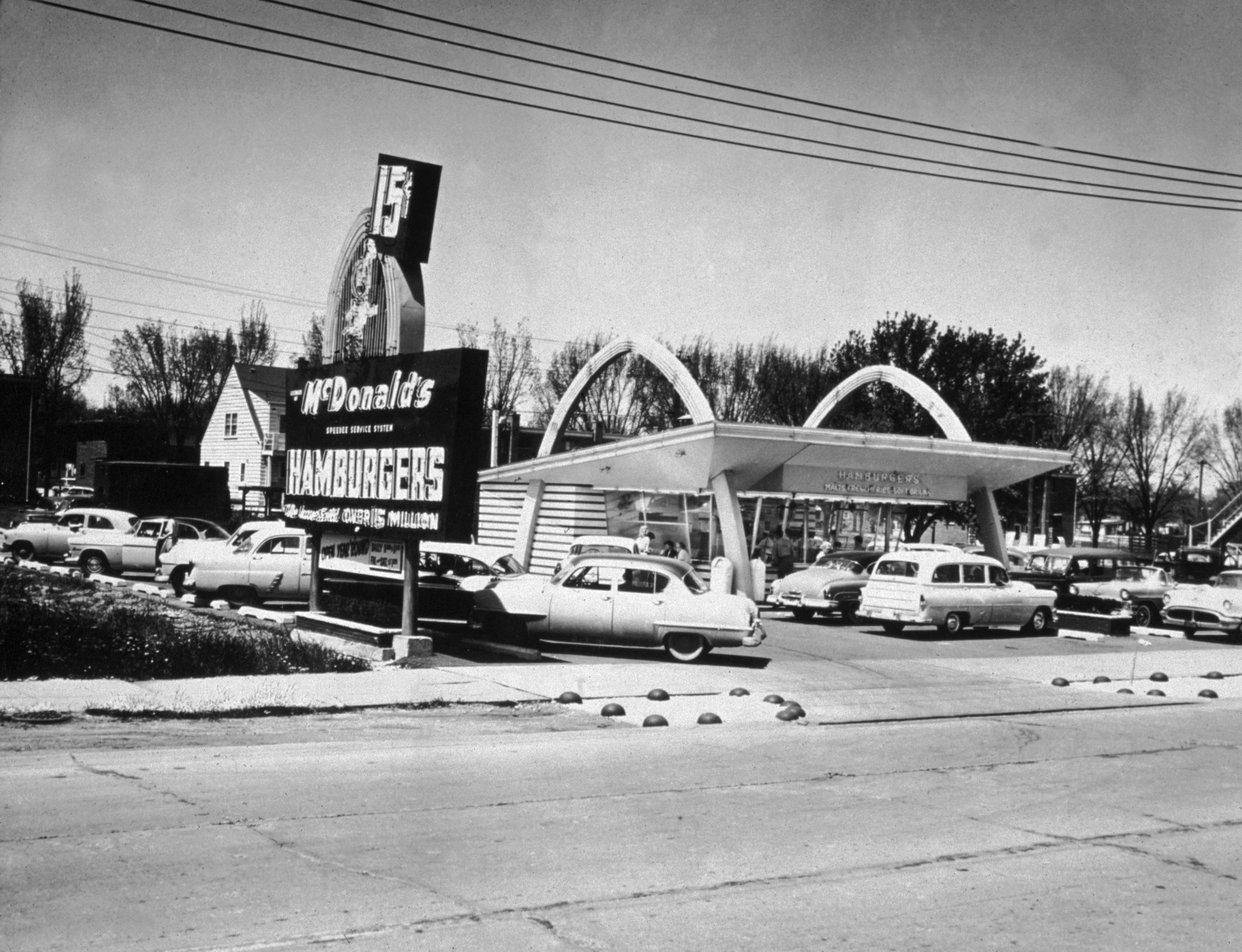 The Evolution Of Mcdonald S In Photos The History Of Mcdonald S