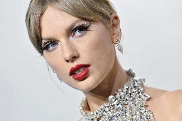 newark, new jersey   august 28 taylor swift attends the 2022 mtv video music awards at prudential center on august 28, 2022 in newark, new jersey photo by axellebauer griffinfilmmagic