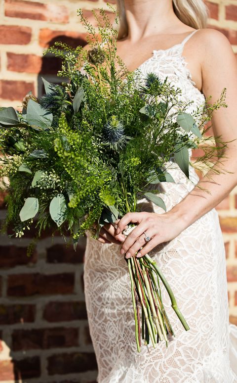 21 Diy Wedding Flowers Tips How To Save Money On Wedding Flowers