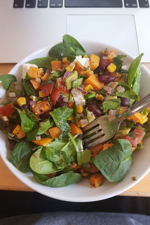 Plat, Nourriture, Salade de jardin, Salade, Cuisine, Légumes, Salade d'épinards, Ingrédient, Panzanella, Légumes verts de printemps,