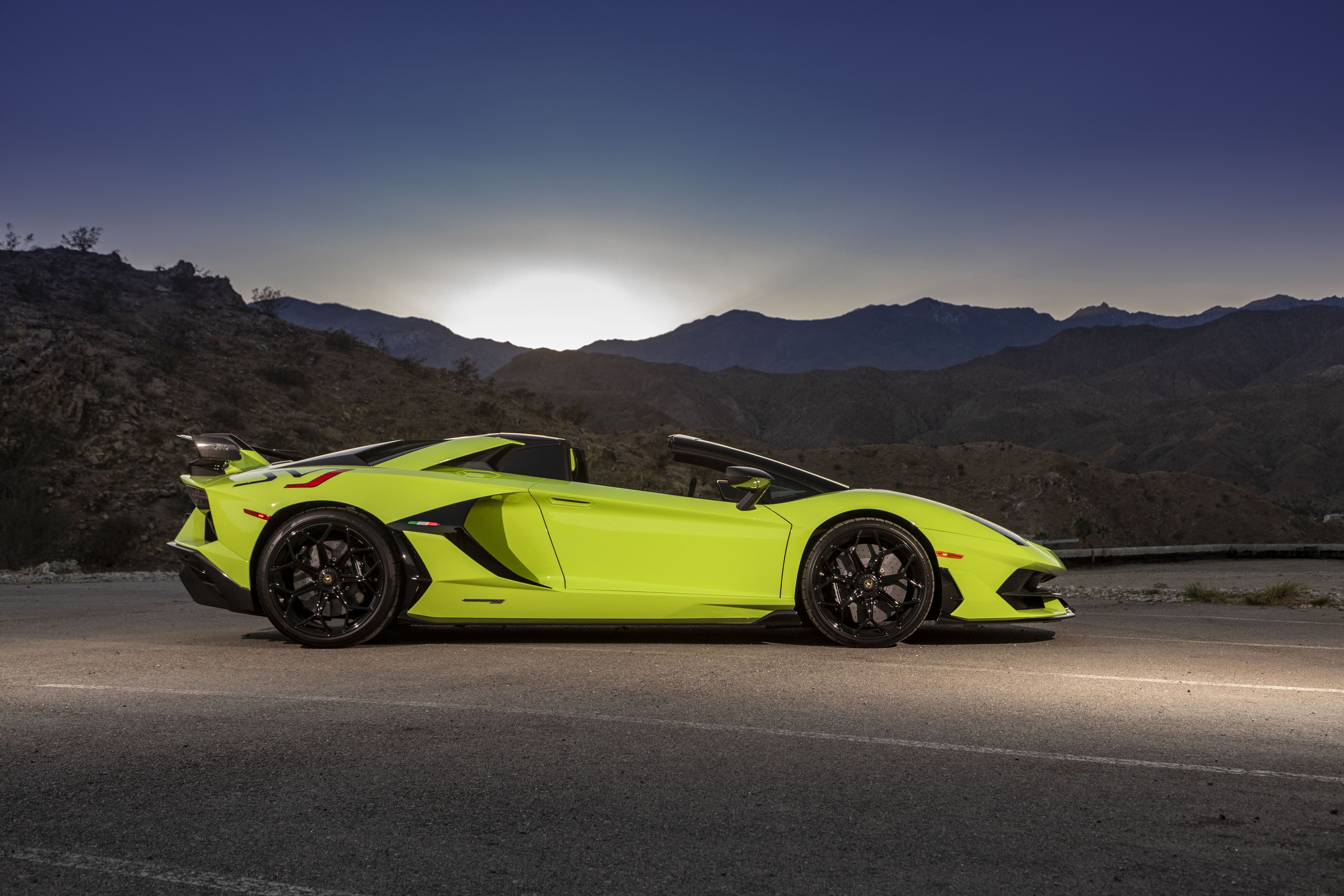 Pin by Russell Frith on Cars | Lamborghini aventador, Roadsters ...