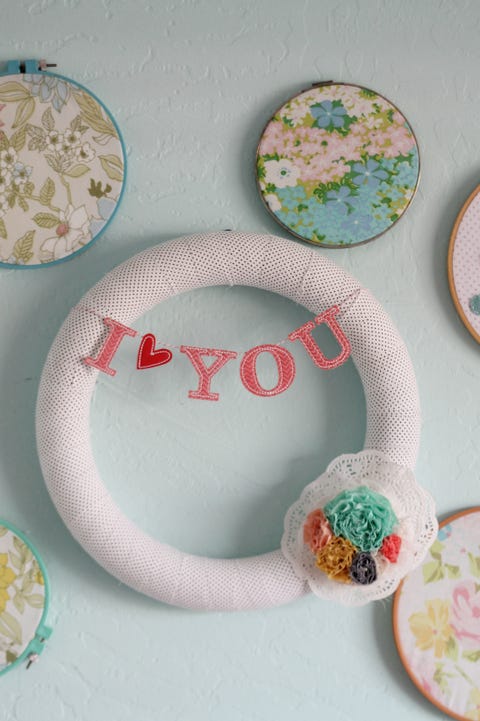 fabric wrapped valentine wreath