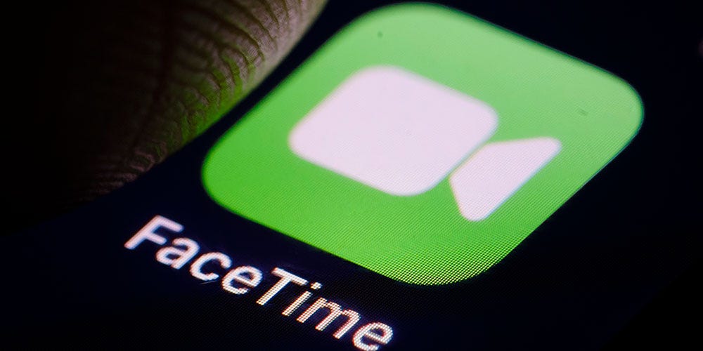 A FaceTime glitch has allowed users to 'eavesdrop' on conversations