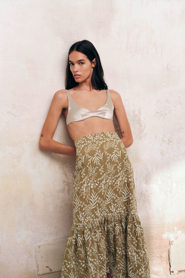 La falda larga de de Zara ideal para invitadas