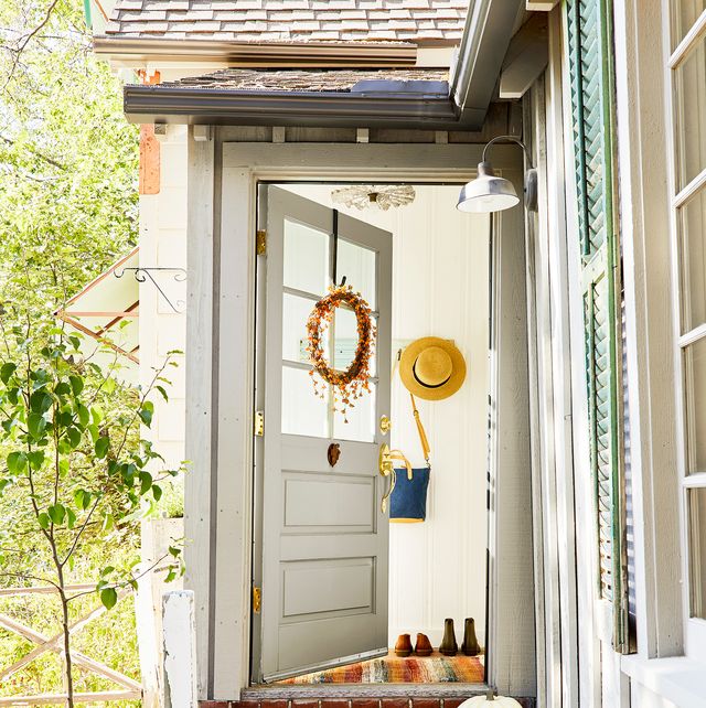 22 Best Fall Door Decorations Cute Front Door Fall Decor Ideas