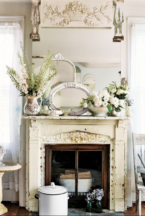 30 Stylish Fall Mantel Decor Ideas, Is It Safe To Lean A Mirror On Mantle