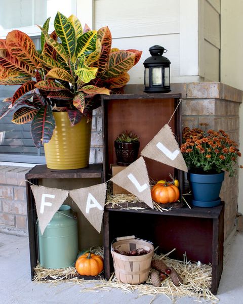 67 Fall Porch Decorating Ideas - Outdoor Fall Decor