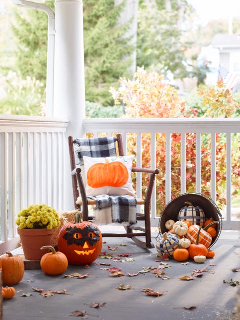 fall porch decor