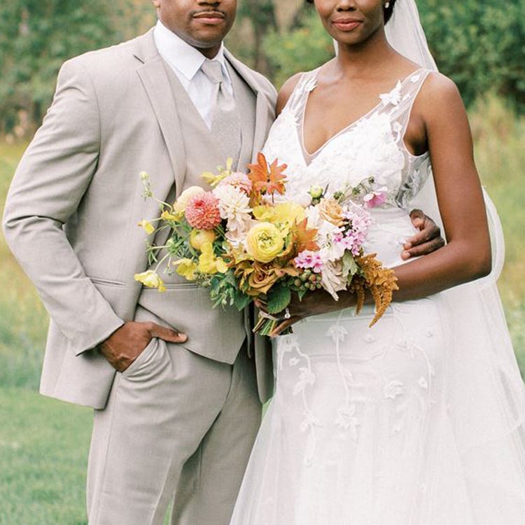 simple wedding flowers bouquets