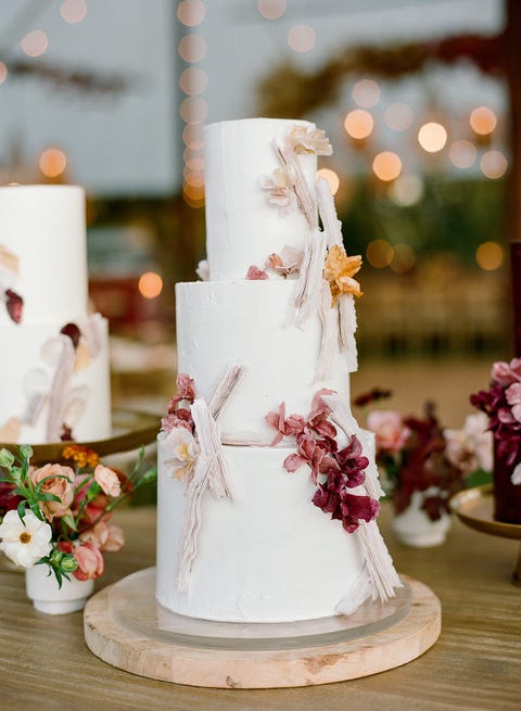 burgundy themed wedding cake