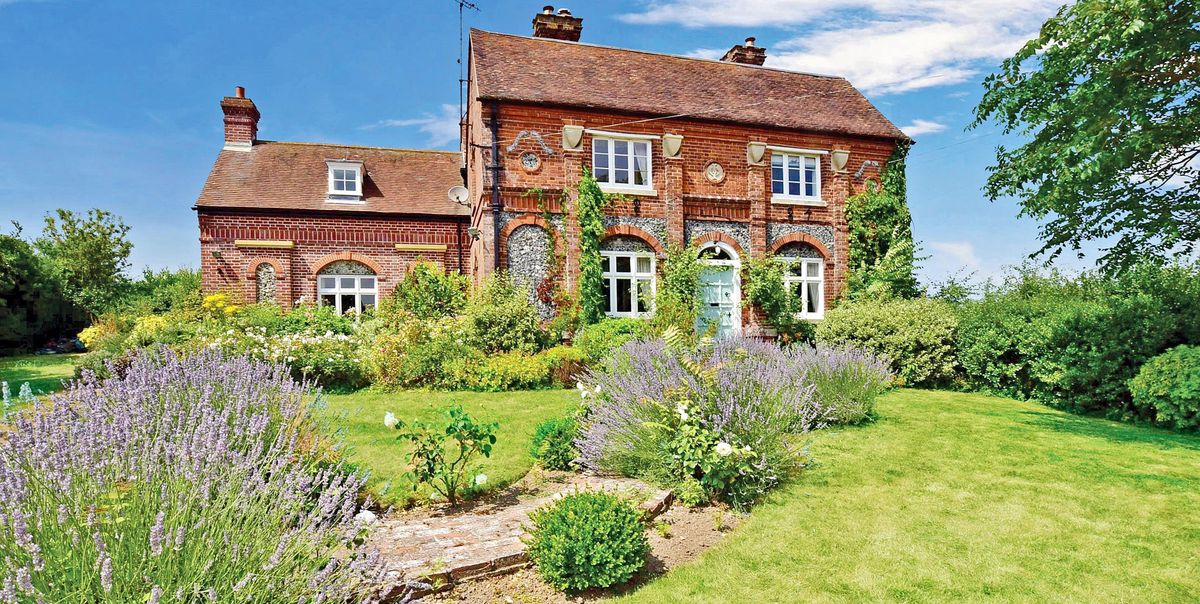 Idyllic Country House For Sale In Kent - Country Houses For Sale