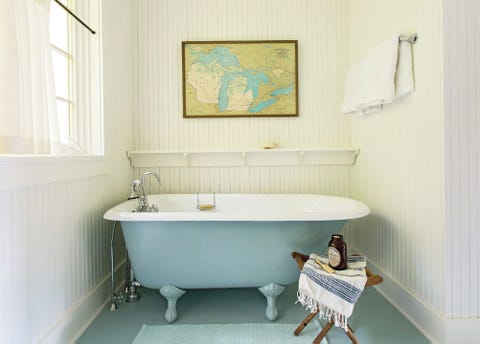 Bathroom, Room, Bathtub, Green, Property, Tile, Wall, Interior design, Plumbing fixture, Floor, 