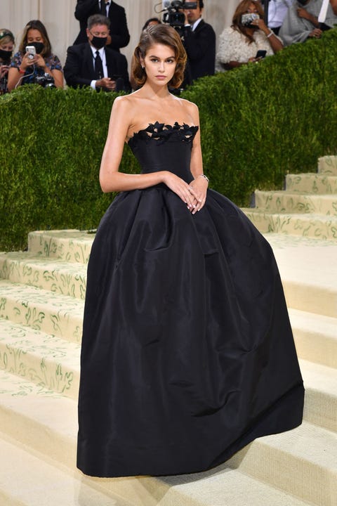 US-ENTERTAINMENT-FASHION-METGALA-CELEBRITY-MUSEUM-PEOPLE kaia gerber