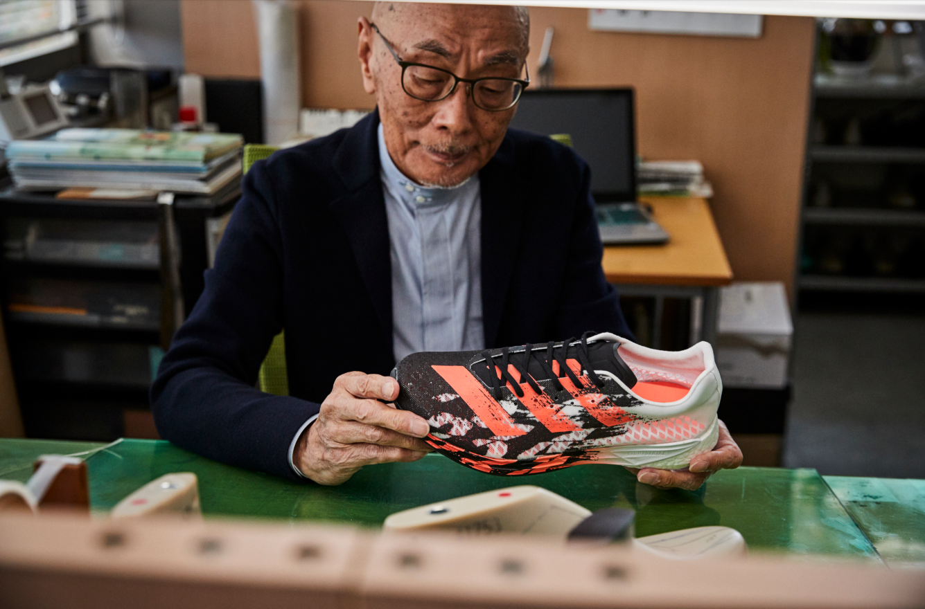 Collapse Reductor cushion Adidas to release new Adizero Pro shoe