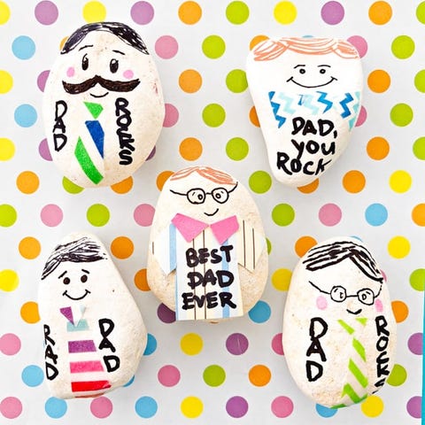 Dad Rocks Paperweight Father's Day Craft dad rocks paperweight father's day craft