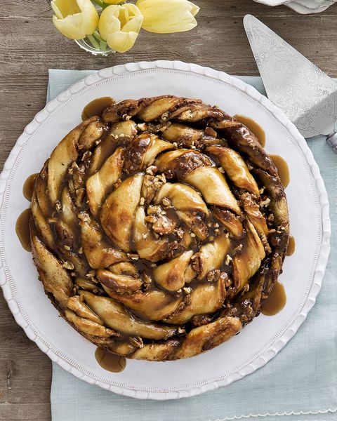 twisted sticky caramel pecan roll