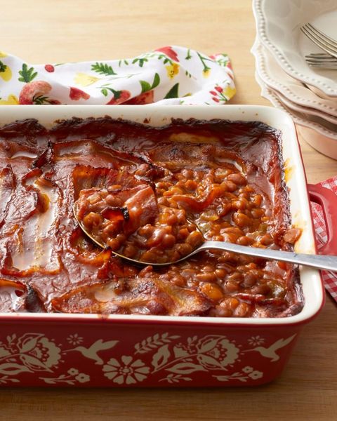 baked beans with bacon in casserole