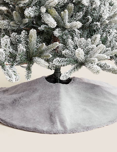 faux fur tree skirt