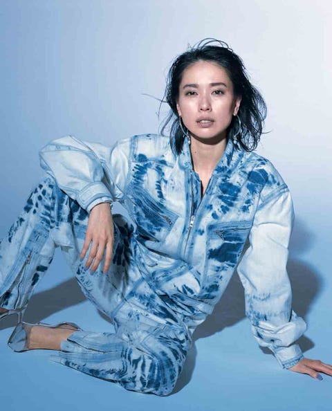30代を歩み始めた戸田恵梨香が追い求める 自分 だけの道 ハーパーズ バザー Harper S Bazaar 公式 30代を歩み始めた戸田恵梨香が追い求める 自分 だけの道 ハーパーズ バザー Harper S Bazaar 公式