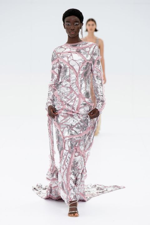 Fendi haute couture show dresses fall winter 2022 2023