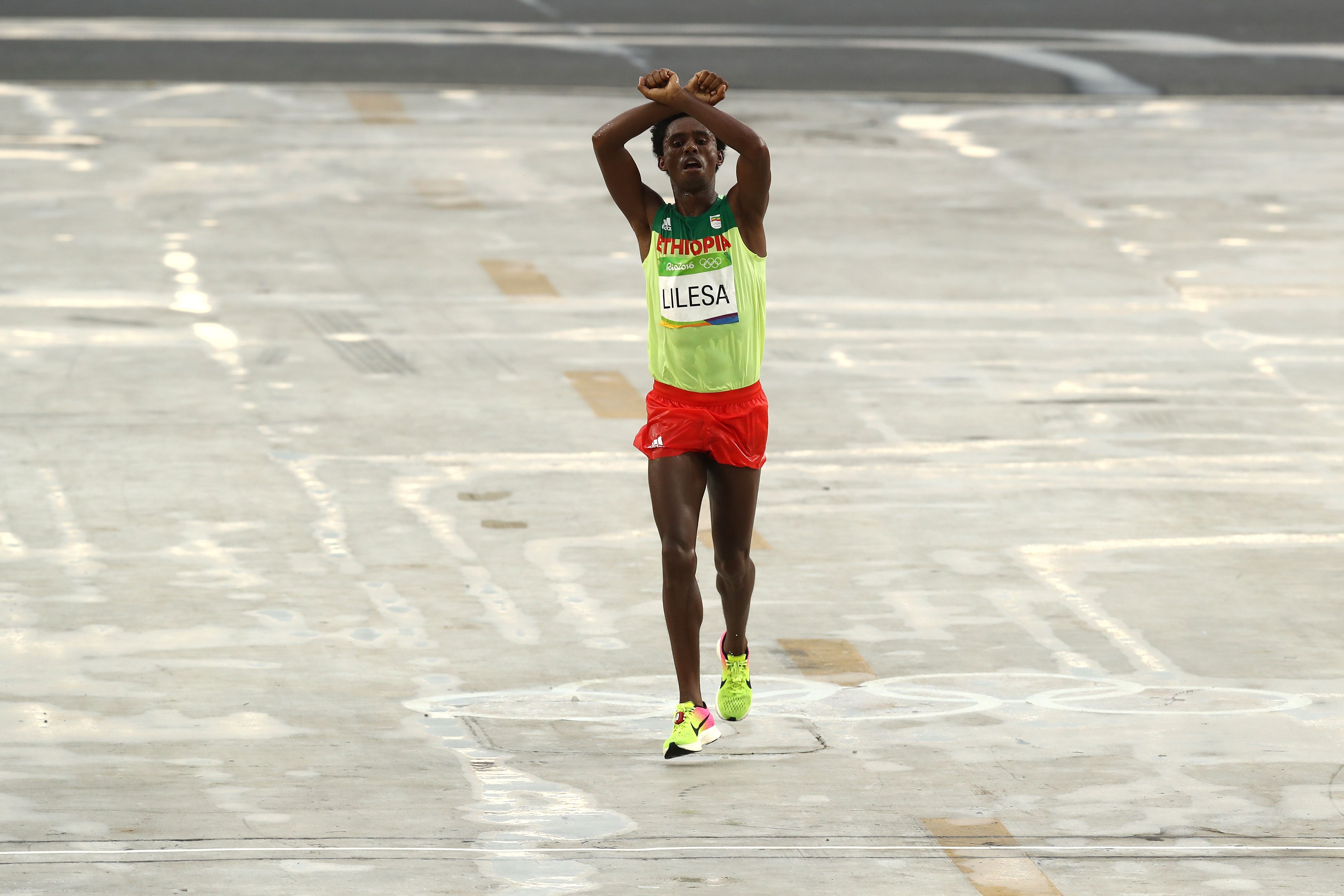 Feyisa Lilesa Returns to Ethiopia 