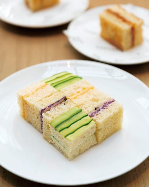 東京エディション虎ノ門 ロビー バー 東京 虎ノ門 東京タワーを眺めながら味わう イギリスの正統派アフタヌーンティー 東京エディション虎ノ門 ロビー バー 東京 虎ノ門 東京タワーを眺めながら味わう イギリスの正統派アフタヌーンティー