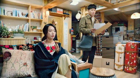 おうち映画館 を充実させたい人に 1万円以下 で見つけた映画鑑賞グッズ26選