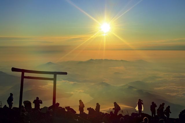 祈り、登る富士山