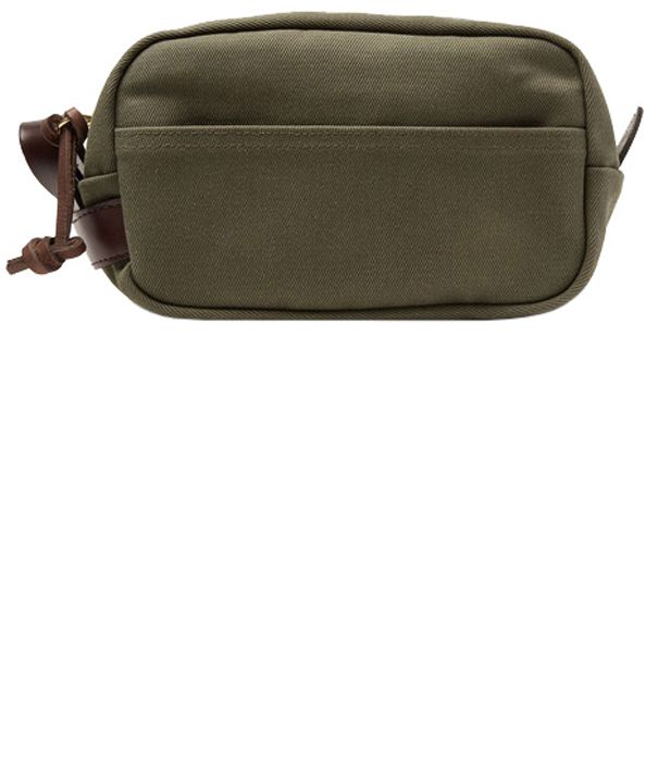 The Dopp Kit Is the Travel Essential No Man Should Be Without