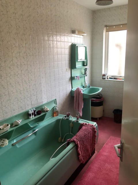 Victorian Plumbing - UK's Worst Bathroom competition Victorian Plumbing - UK's Worst Bathroom competition