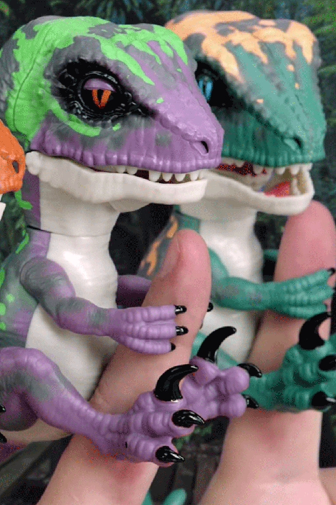Toy, Dinosaur, Velociraptor, Action figure, Animal figure, Fictional character, Reptile, Plush, 
